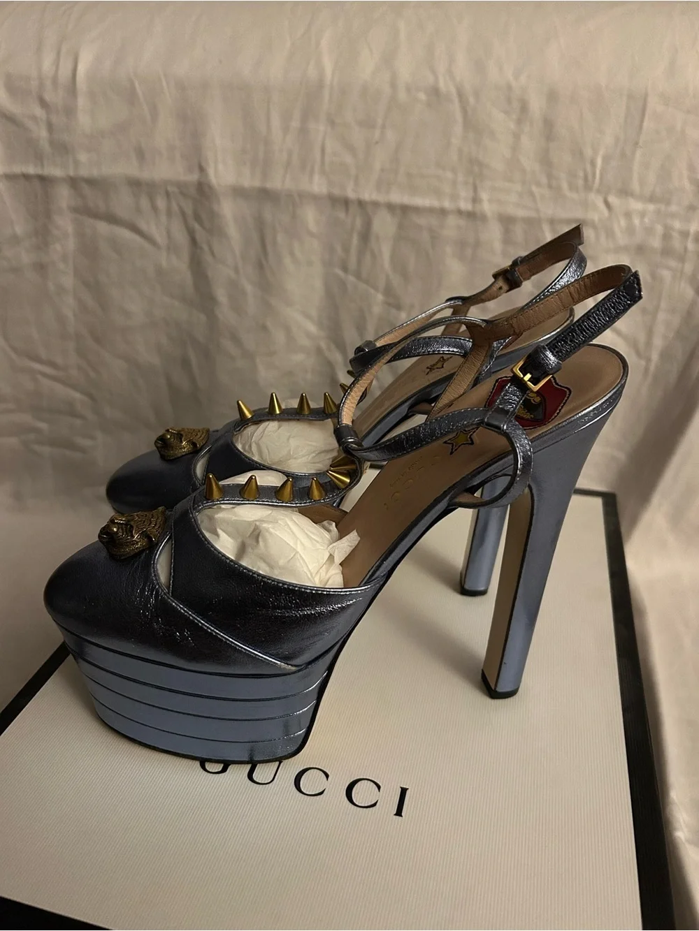 Gucci Silver Leather Platform T-Strap High Heel